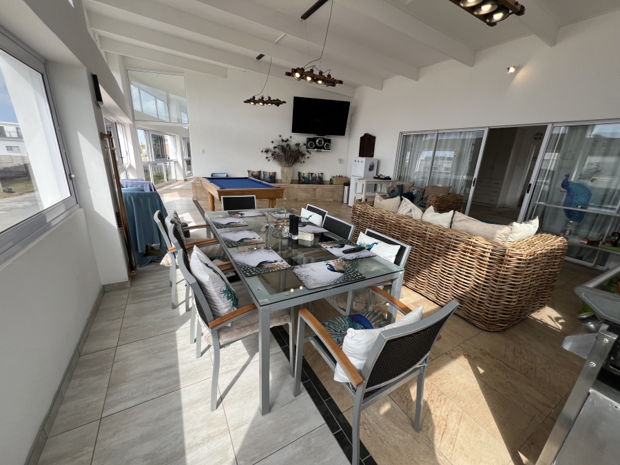 5 Bedroom Property for Sale in Ferreira Town Eastern Cape